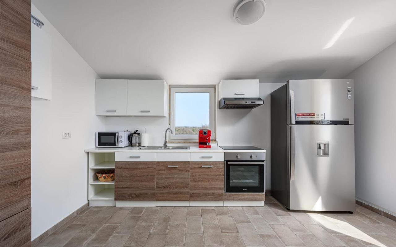 Apartments Valeria Divšići Buitenkant foto